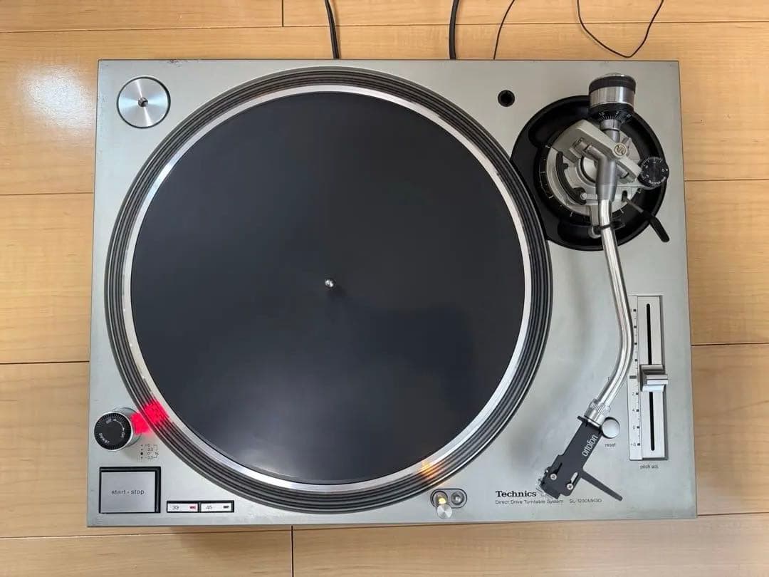 Technics SL-1200 ターンテーブル カバー付きカートリッジ付き