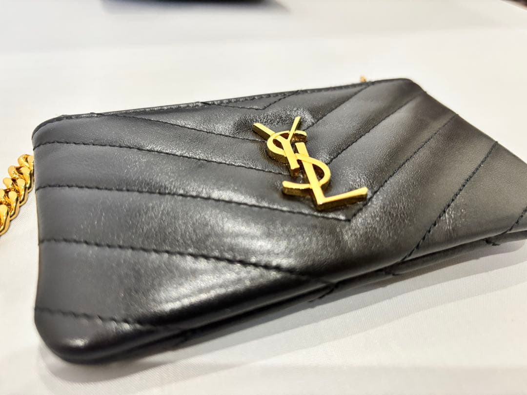 SAINT LAURENT ブラック ケース　未使用　箱付き