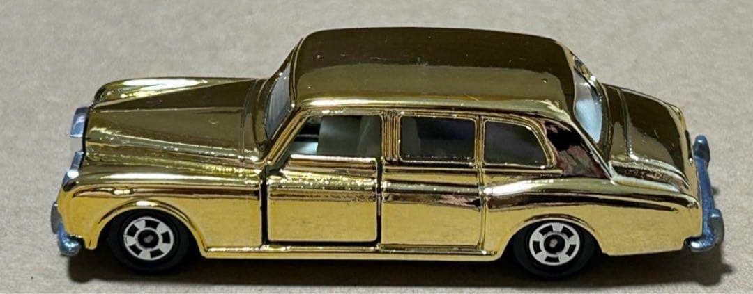 トミカ ロールスロイス ファンタムⅥ 金メッキ TFC特注