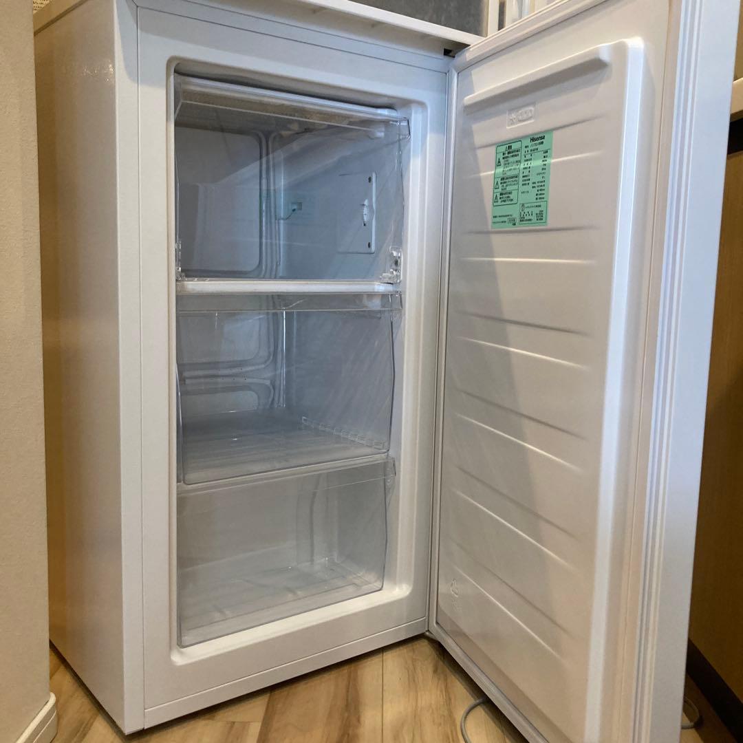 Hisense ノンフロン冷凍庫 HF-A61W