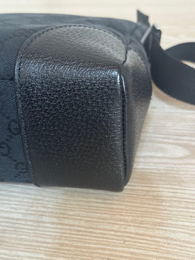 Gucci ショルダーバッグ　美品