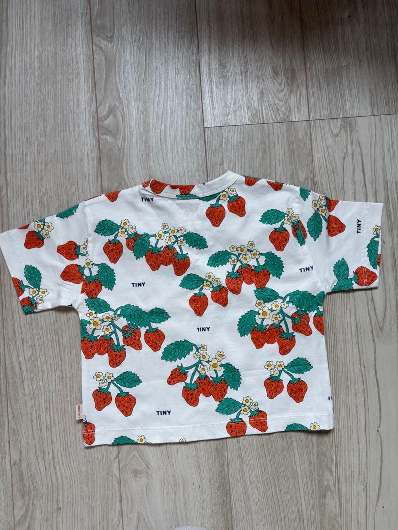 トップス TINYCOTTONS STRAWBERRIES TEE 2y