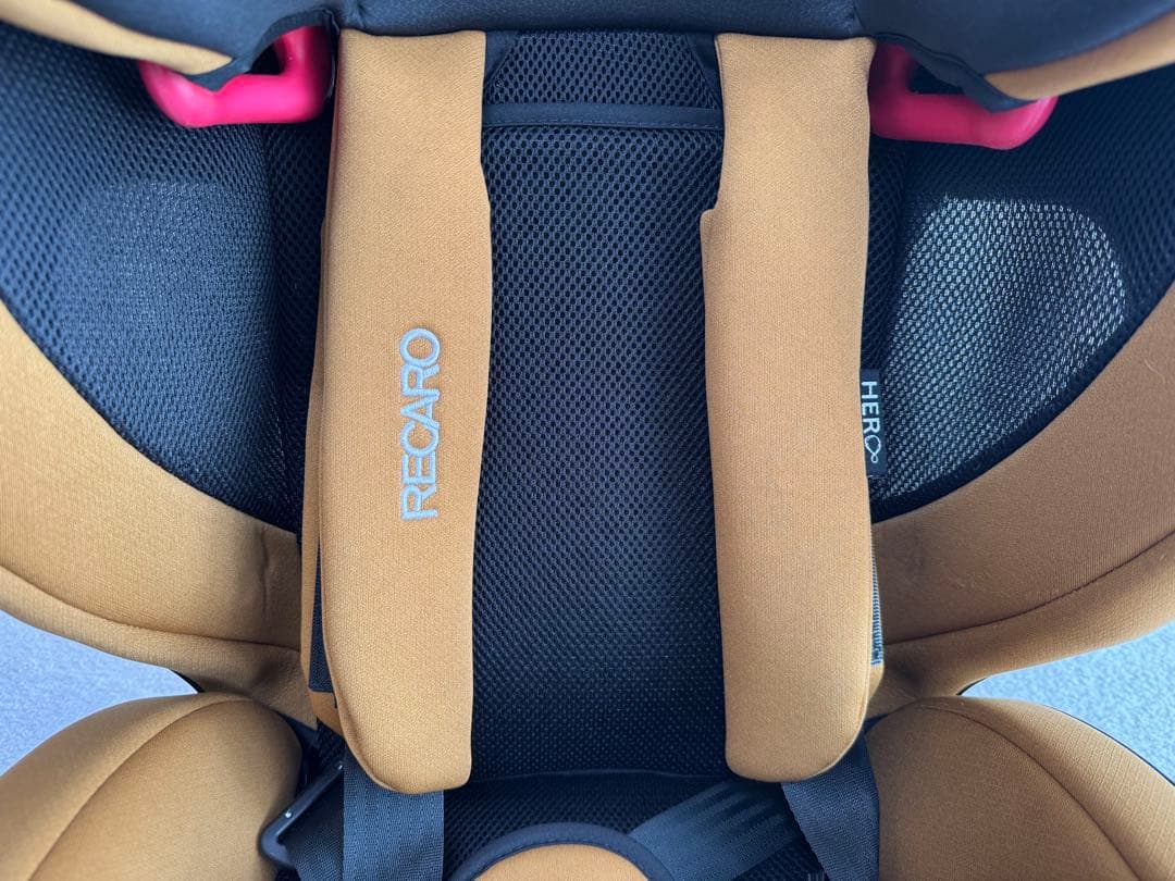 RECARO J1 NEO ジュニアシート サファリイエロー　チャイルドシート