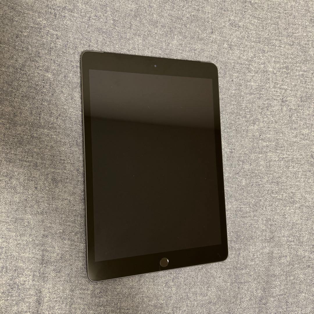 Apple iPad スペースグレー 本体第7世代