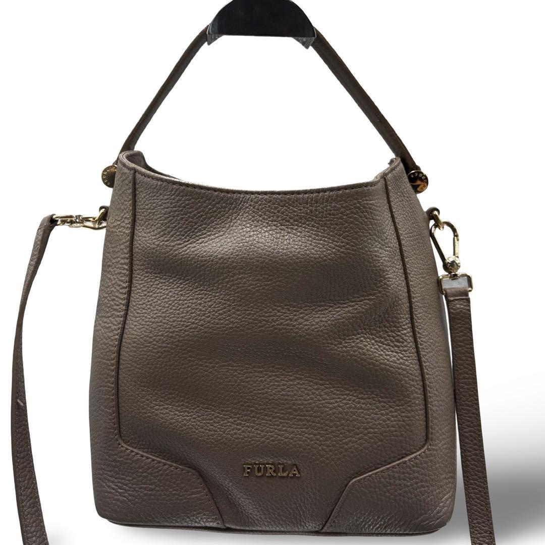 【良品】フルラ　カプリッチョ　2way ショルダーバッグ　ハンド　グレー斜め掛け