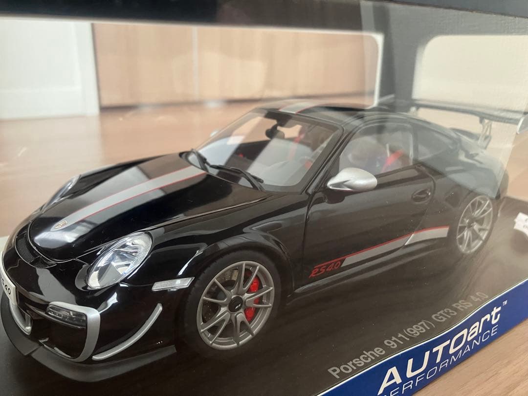 ミニカー AUTOart Porsche 911 GT3 RS 4.0 1/18