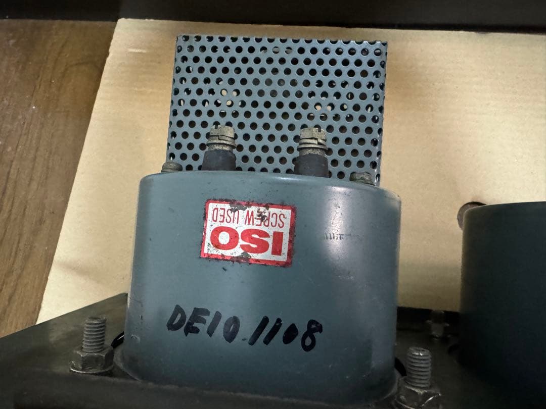 DE10-1108 運転台計器類