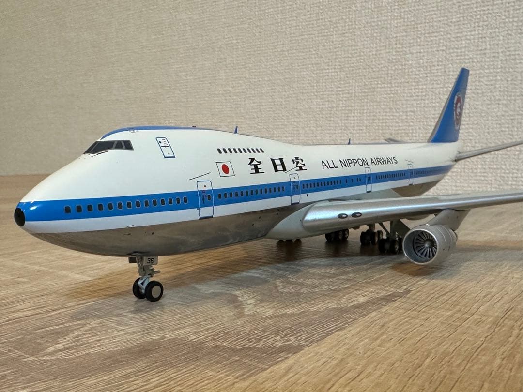 ANA B747SR-100全日空 BBOX 1/200 JA8136 - メルカリ