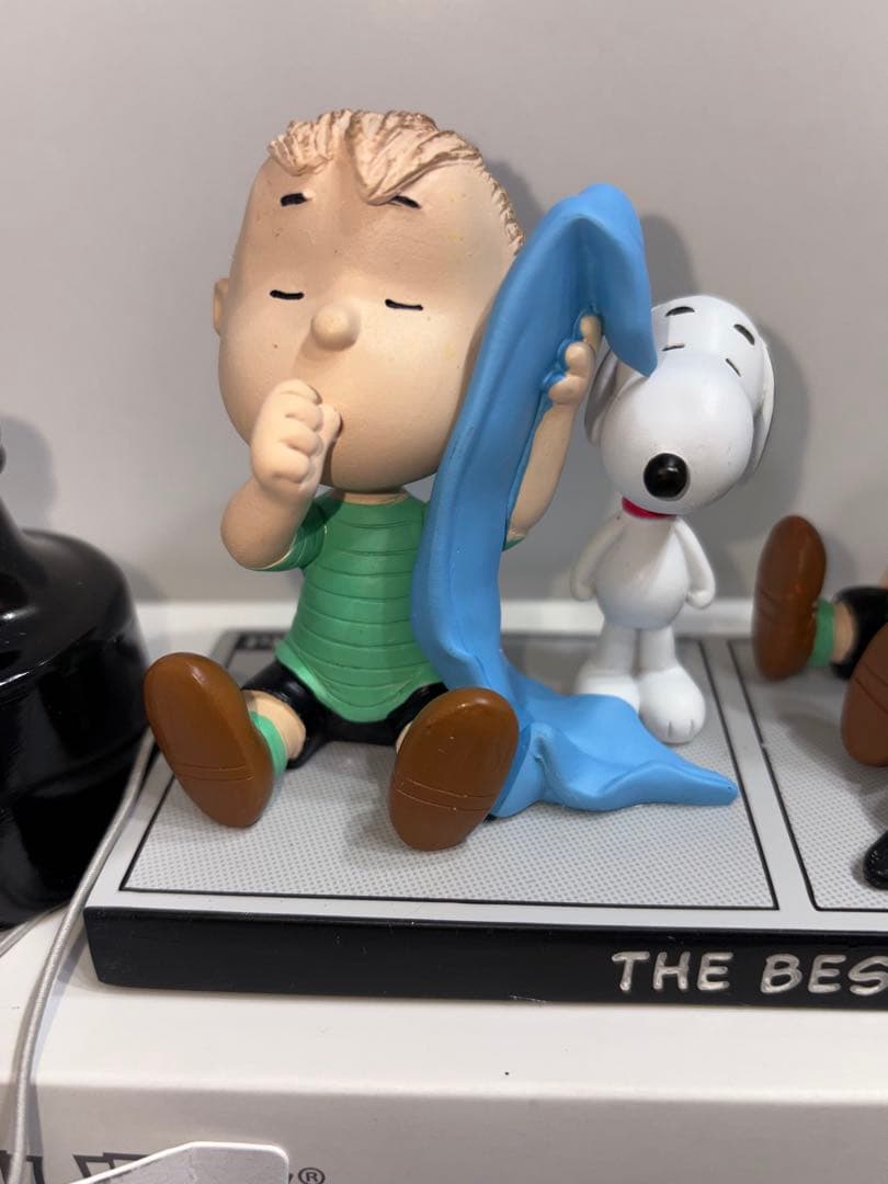 スヌーピー　ホールマーク　リミテッドエディション2023 フィギュア　レア