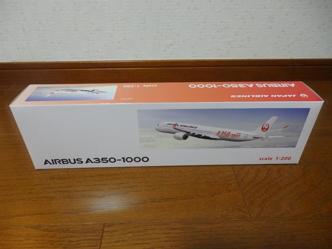 新品 限定 JAL A350-1000 初号機 1/200 モデルプレーン