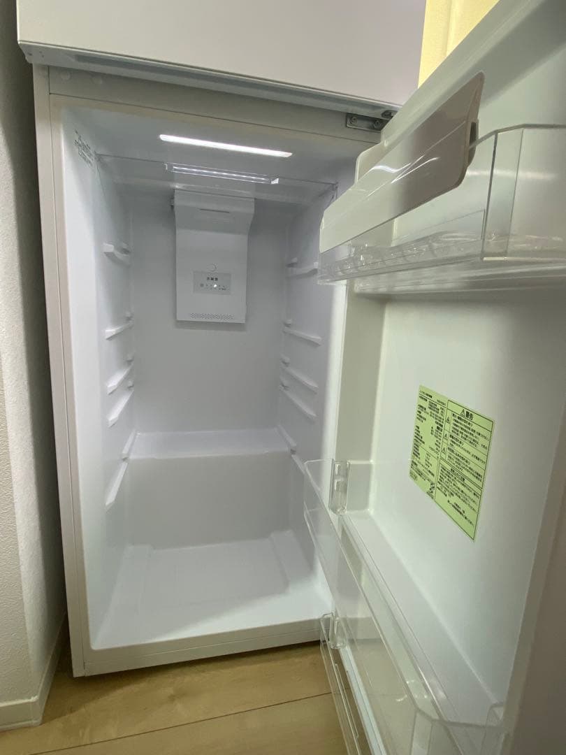 2021年製 236L冷蔵庫 ヤマダセレクト YRZ-F23H1