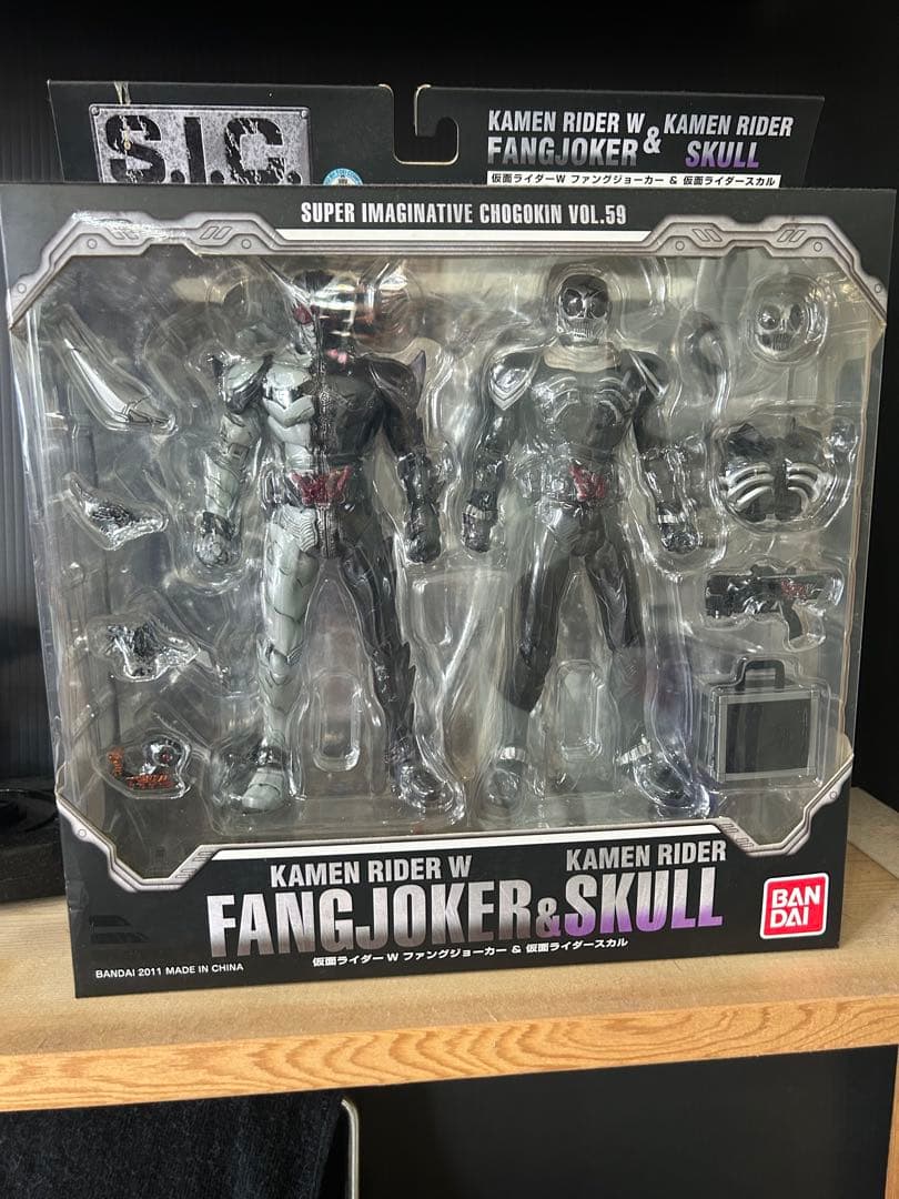 Review: S.I.C. Vol.59 Kamen Rider W Fang Joker & Skull, No.30