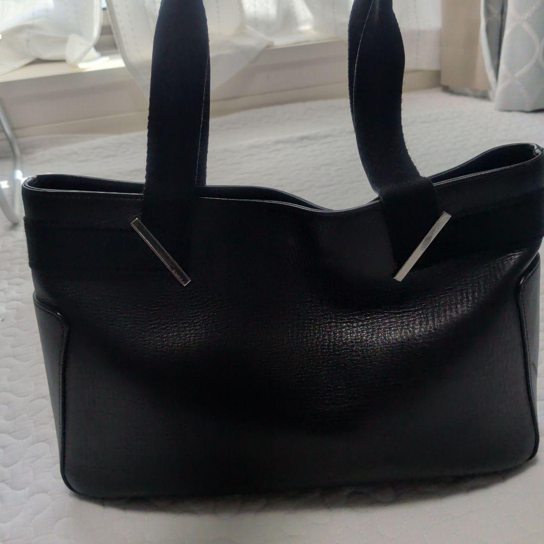 ☆used品☆GUCCI☆黒のレザーハンドバッグ☆GUCCIレディースバッグ☆