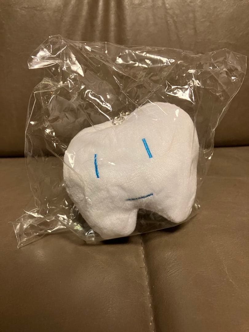 23日23:59まで　Ado はたちのはたち　はちゃん　ぬいぐるみキーホルダー 23日23:59まで Ado はたちのはたち はちゃん ぬいぐるみキーホルダー 23