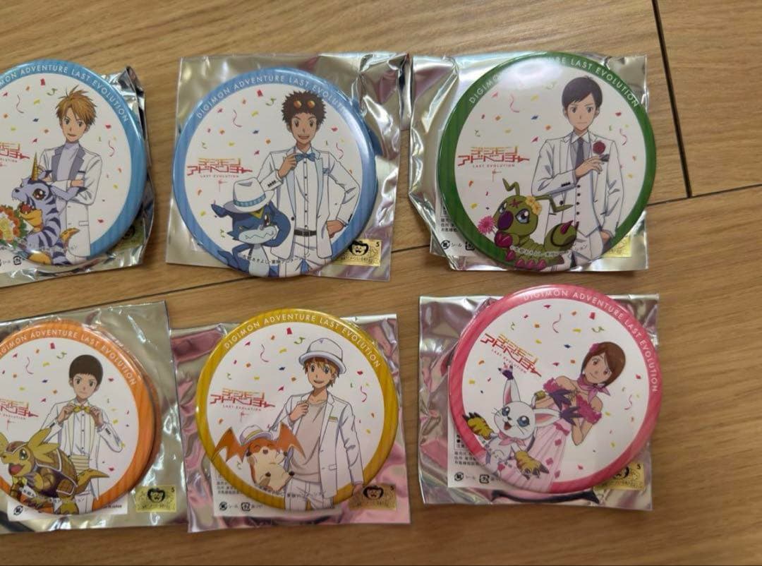 デジモンアドベンチャー ラスエボ カラオケの鉄人 缶バッジ 全8種