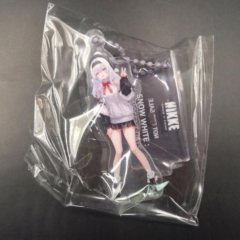 NIKKE レッドフード スタンドキーリング スノーホワイト 卓上カレンダー