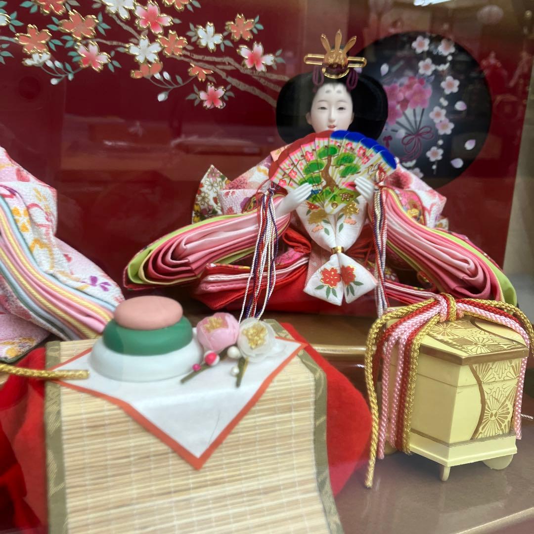 mara1126お値下げしました。久月ケース入り雛人形