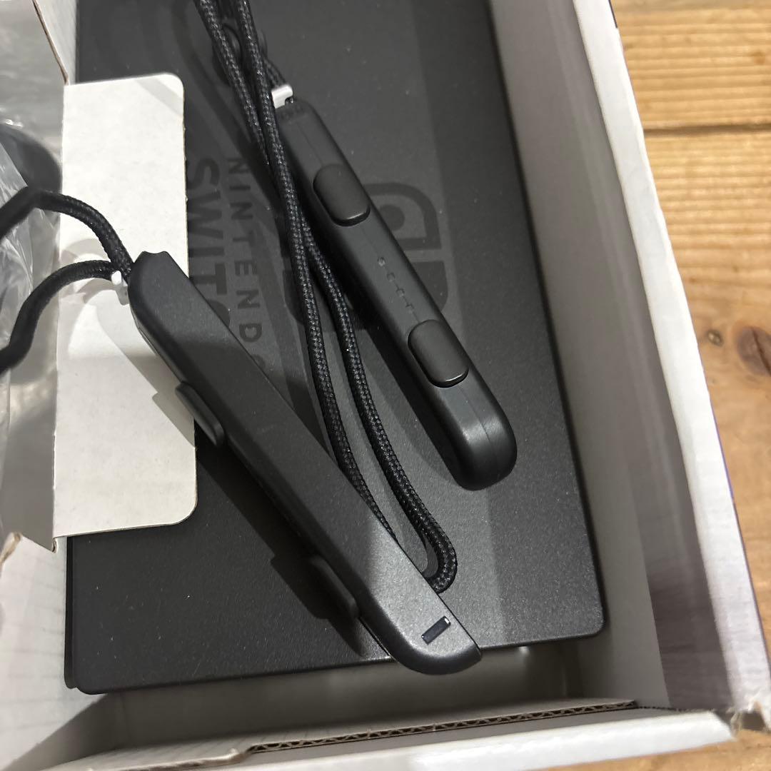 Nintendo Switch 本体　ネオンブルー/ネオンレッド