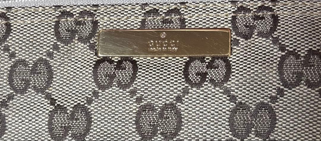 美品 GUCCIアクセサリーポーチ GG柄 キャンバス レザーハンドバッグ