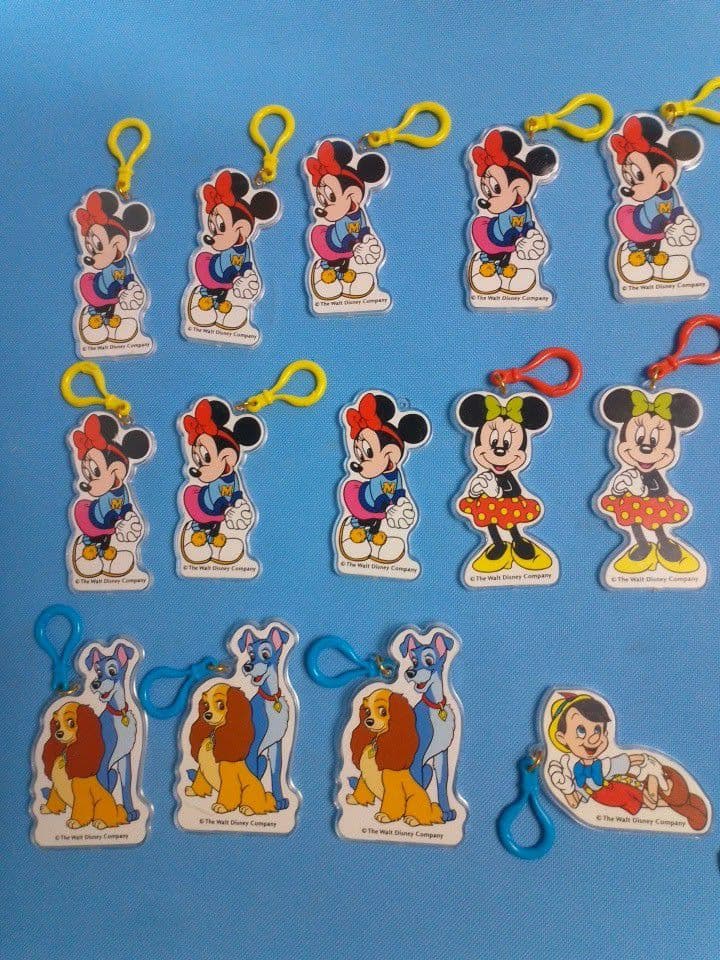 ディズニーキャラクターアクリルキーホルダー 27点まとめセット　DISNEY