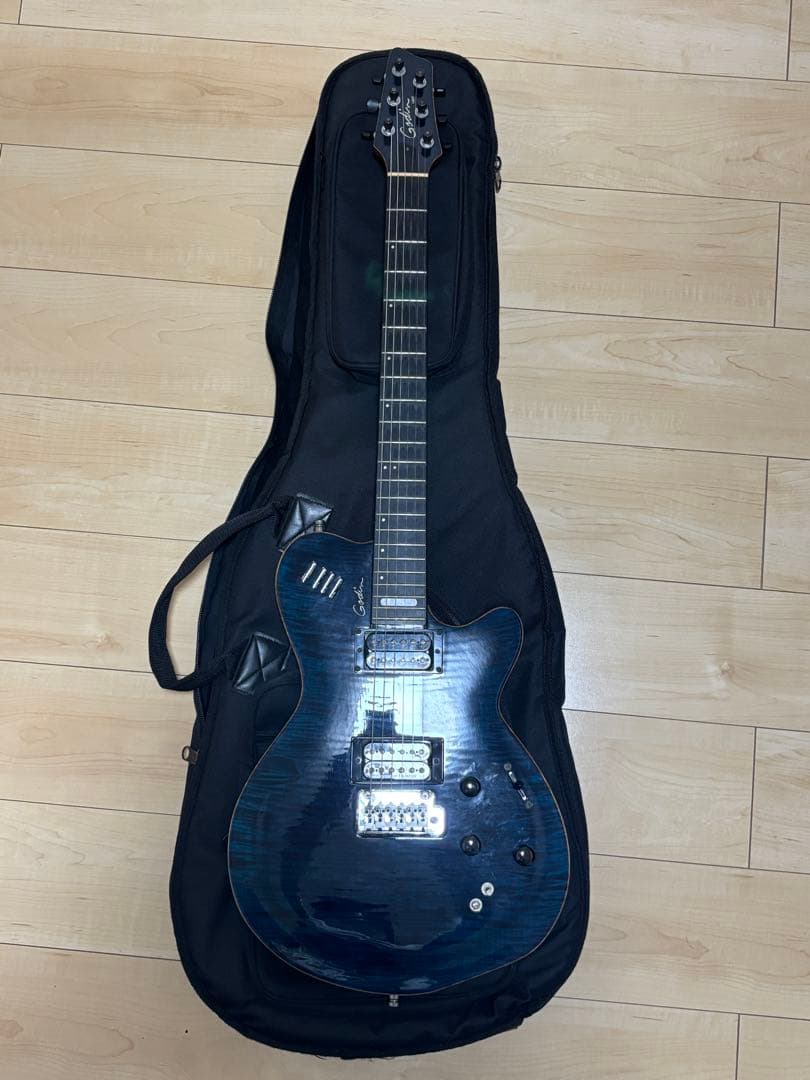 Godin LGXT エレキギター ブルー ギグバッグ付き ピエゾ出音不良あり。 Godin LGXT エレキギター ブルー ギグバッグ付き ピエゾ出音不良あり