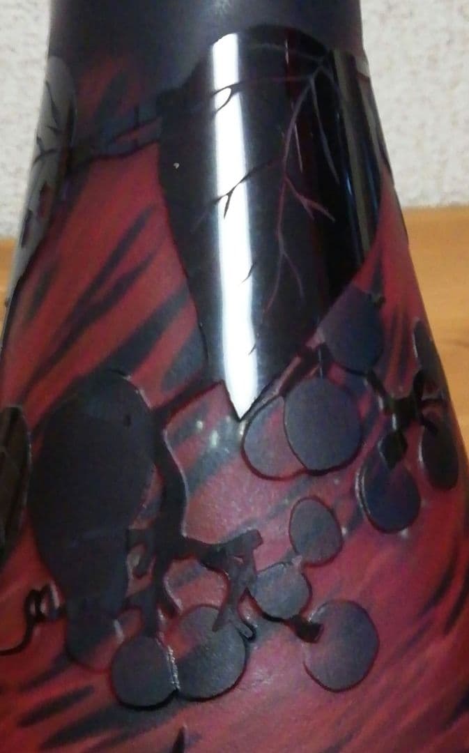 大川恵司作 彫刻 硝子 花図 花入 共箱 栞付 花瓶