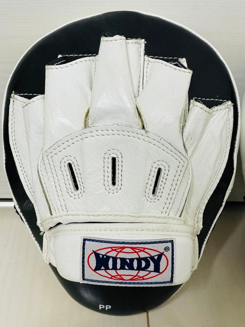 WINDY パンチングミット PP-10 白/黒