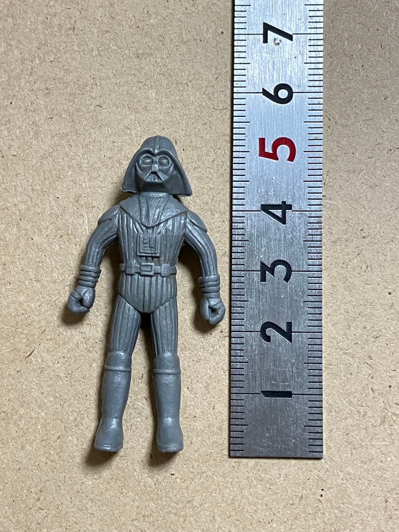 スターウォーズ　ダースベイダー　森永キャラメル　消しゴム　灰色　タカラ