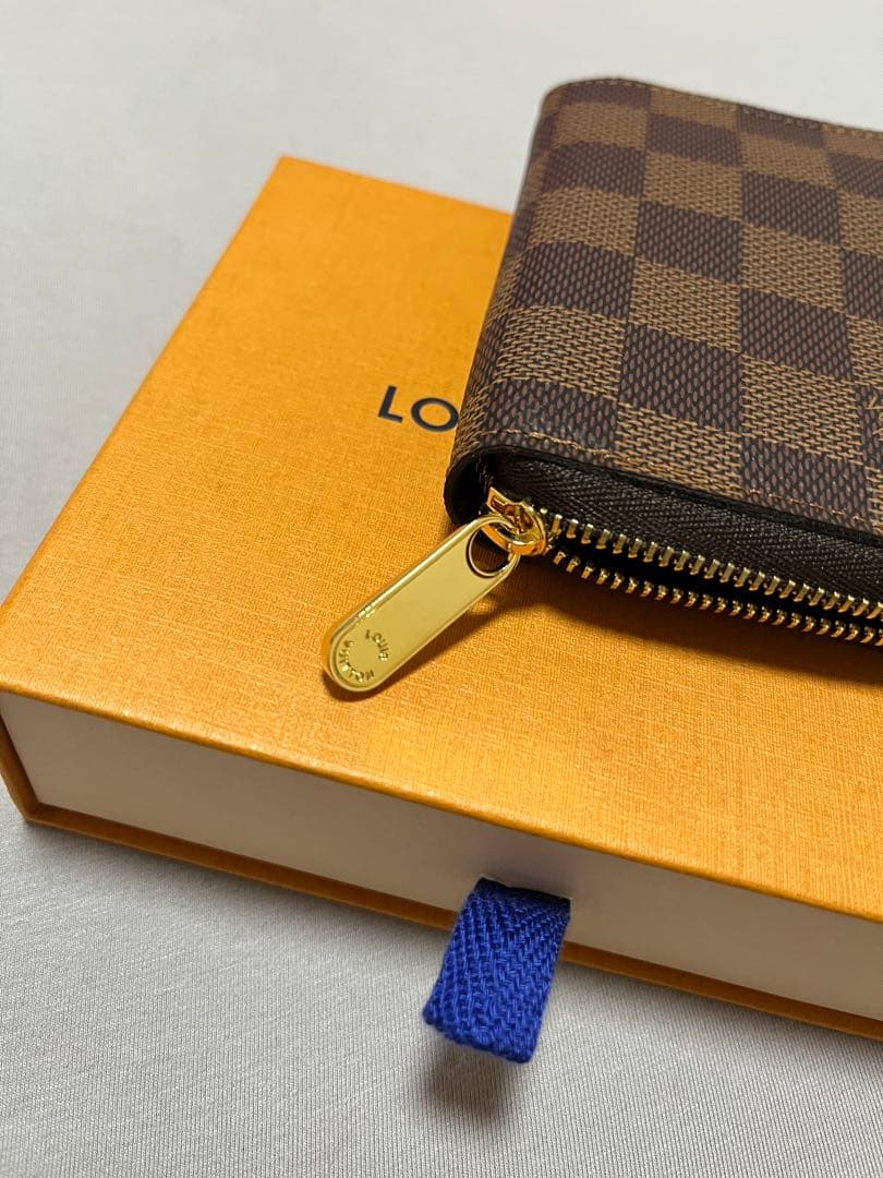 【最終お値下げ】Louis Vuitton ジッピー・パース ケース