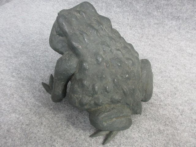 古銅銅製がまがえる置物 [B25868]水を出すことが出来る