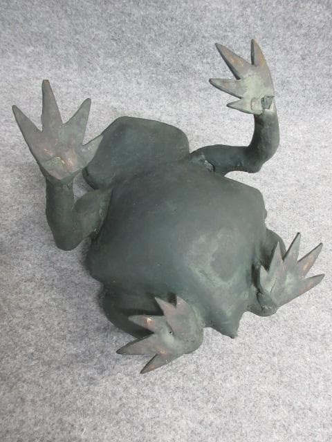 古銅銅製がまがえる置物 [B25868]水を出すことが出来る