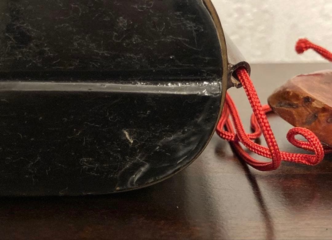 骨董 漆 携帯薬入れ 黒×赤 アンティーク 小物入れにも♡