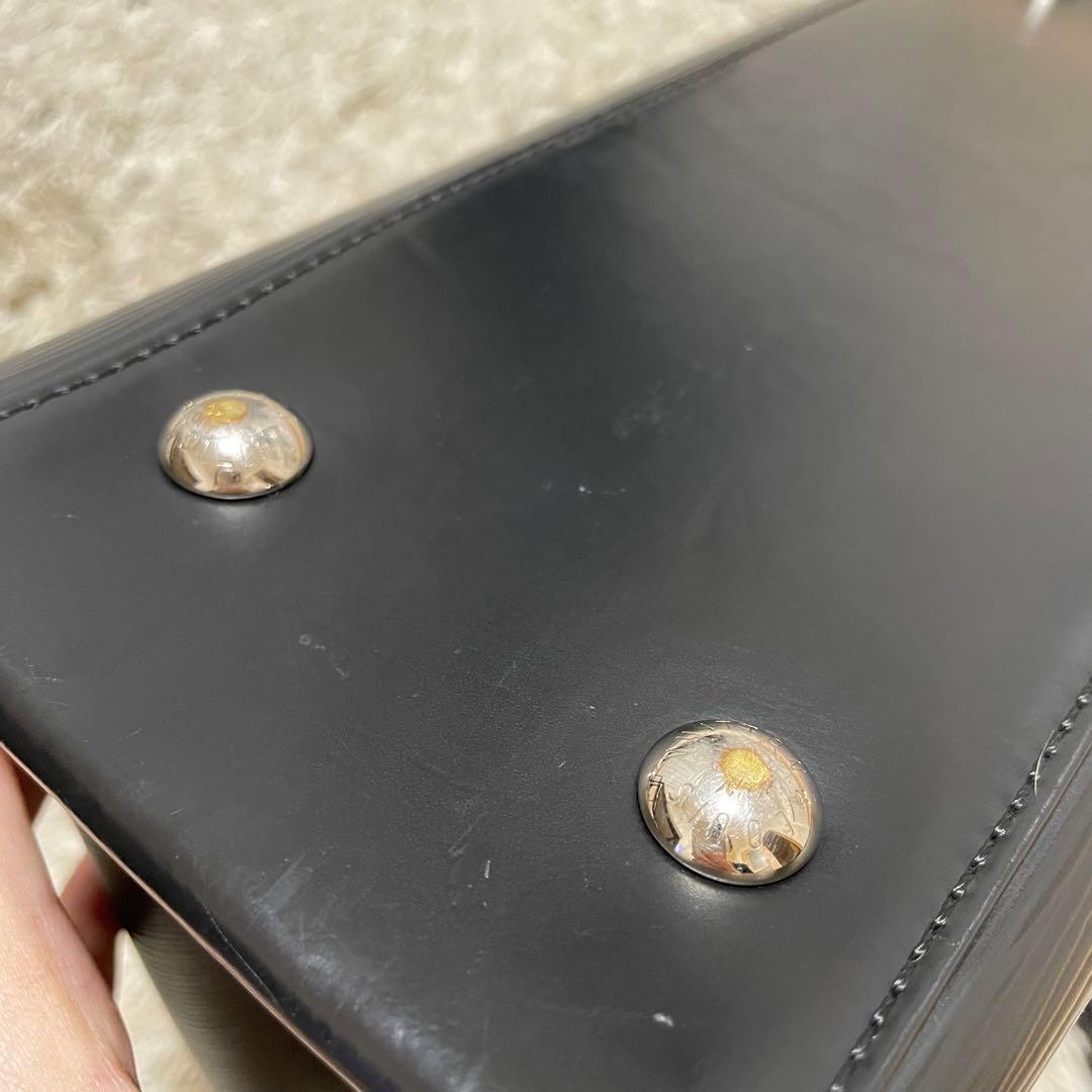 Louis Vitton ルイヴィトン エピ クレベールPM ハンドバッグ