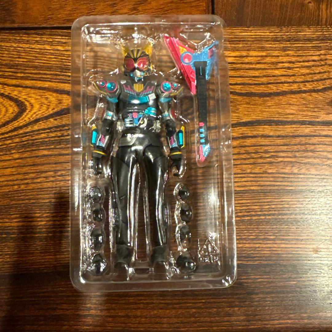 s.h.figuarts 仮面ライダーナーゴ　ビートフォーム