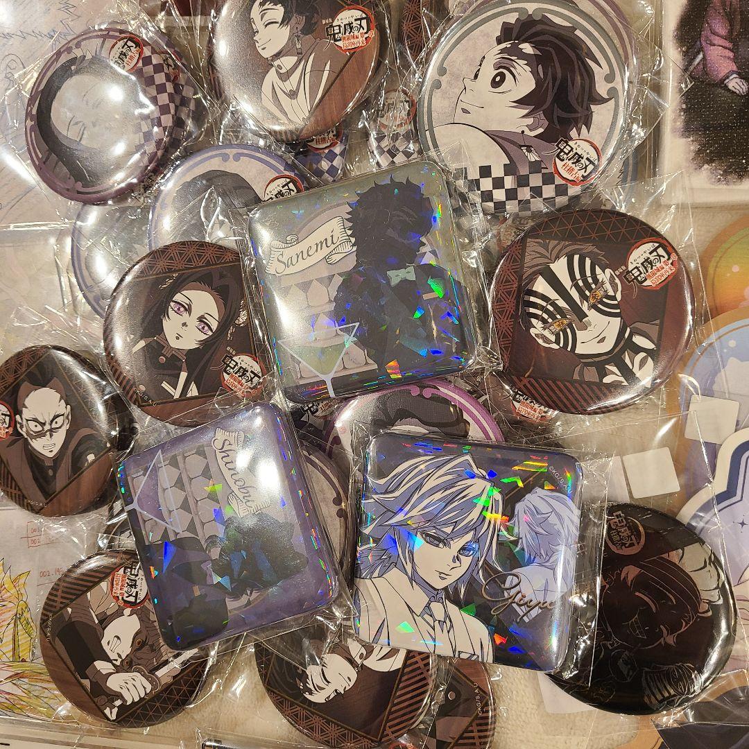 鬼滅の刃 まとめ売り モクテル ダイニング くじ カード 缶バッジ 175点