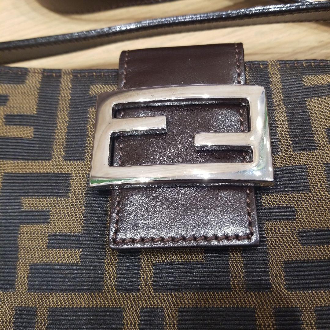 Fendi FFロゴショルダーバッグ