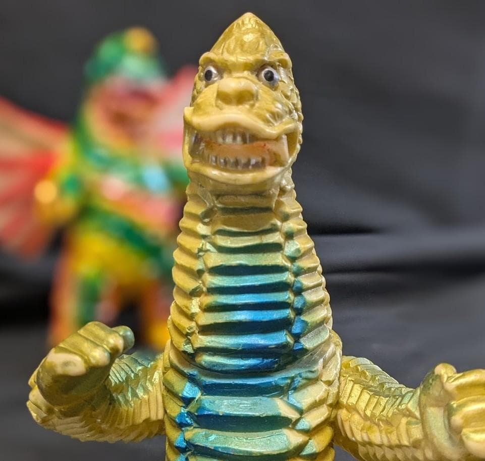 レッドキング＆ドラコ羽付（ブルマァク復刻）ソフビフィギュア2体セット