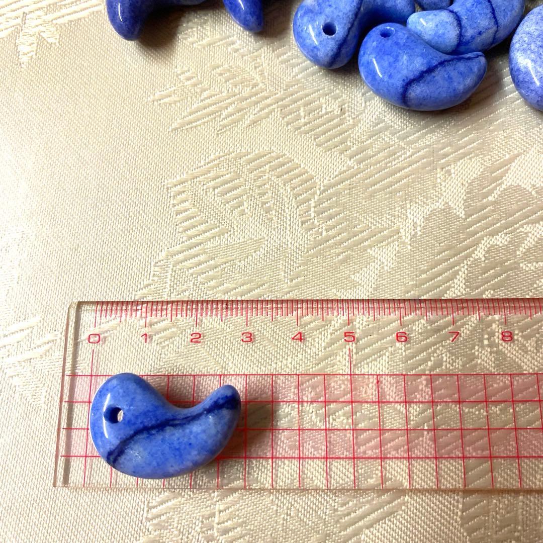 【ソーダライト】勾玉 天然石 まとめ売り パワーストーン 43個