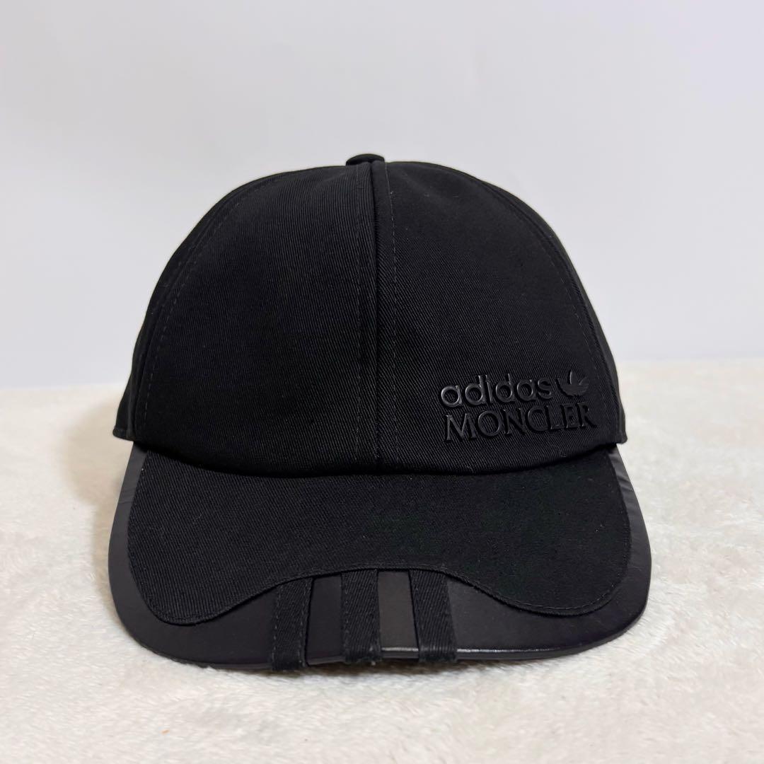 美品 MONCLER ベースボールキャップ adidasコラボ 三本ライン