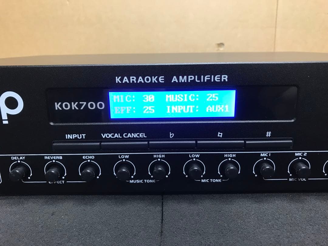 P14a CLASSIC PRO KOK700 カラオケアンプ 黒 動作確認済み