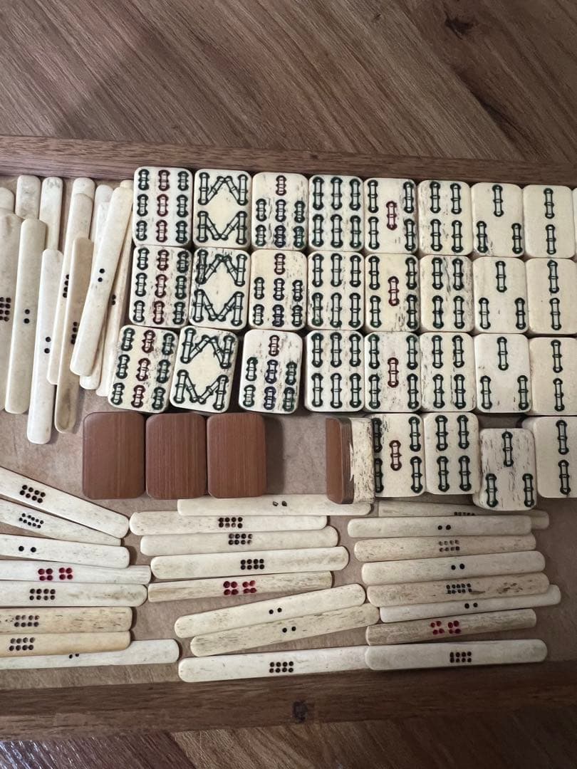 麻雀　麻雀パイ 竹背 骨牌 アンティーク 骨董マージャン　麻雀牌（骨牌）