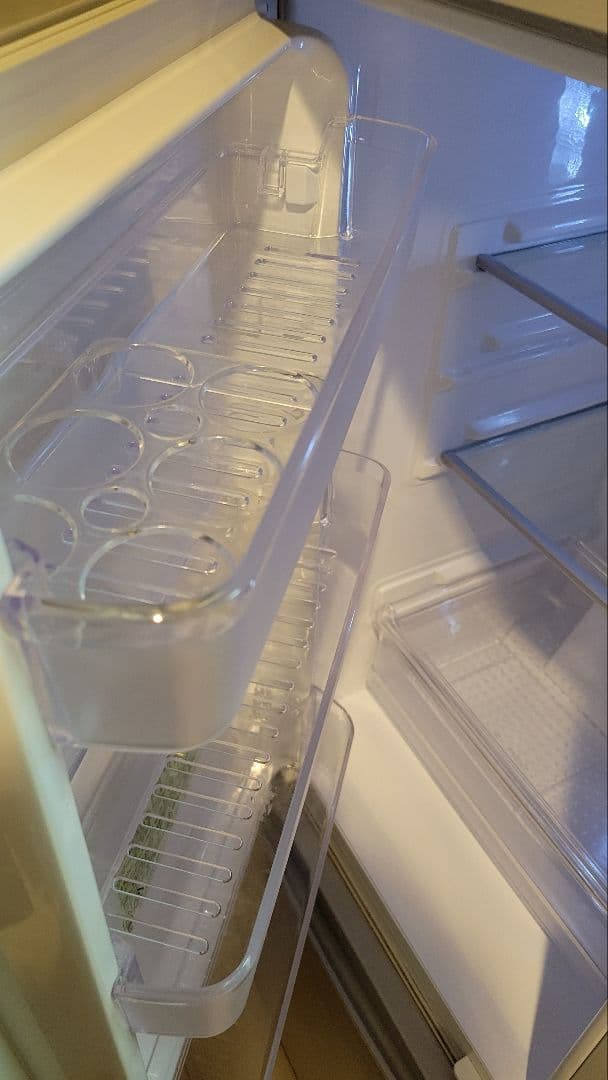 【11月中旬まで出品】SHARP 冷蔵庫 167L SJ-D17E-S