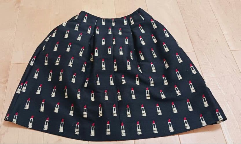 【新品】エムズグレイシー スカート サイズ40 リップ