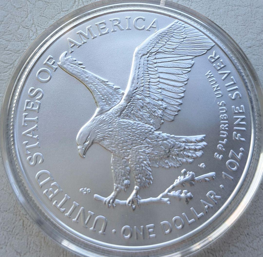2023年「イーグル•ウォーキングリバティ」純銀1オンス銀貨
