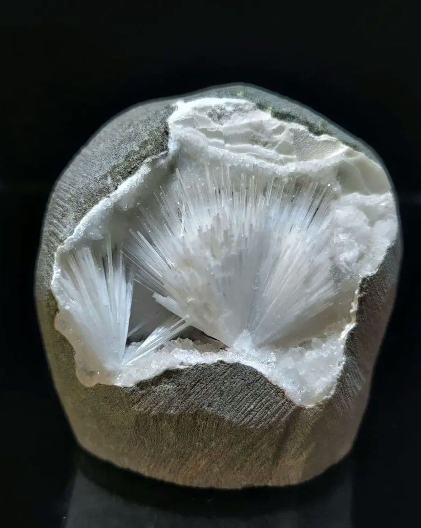 スコレサイト インド産 鉱石 鉱物 ミネラル 標本 原石 母岩付き スコレサイト インド産 鉱石 鉱物 ミネラル 標本 原石 母岩付き ④