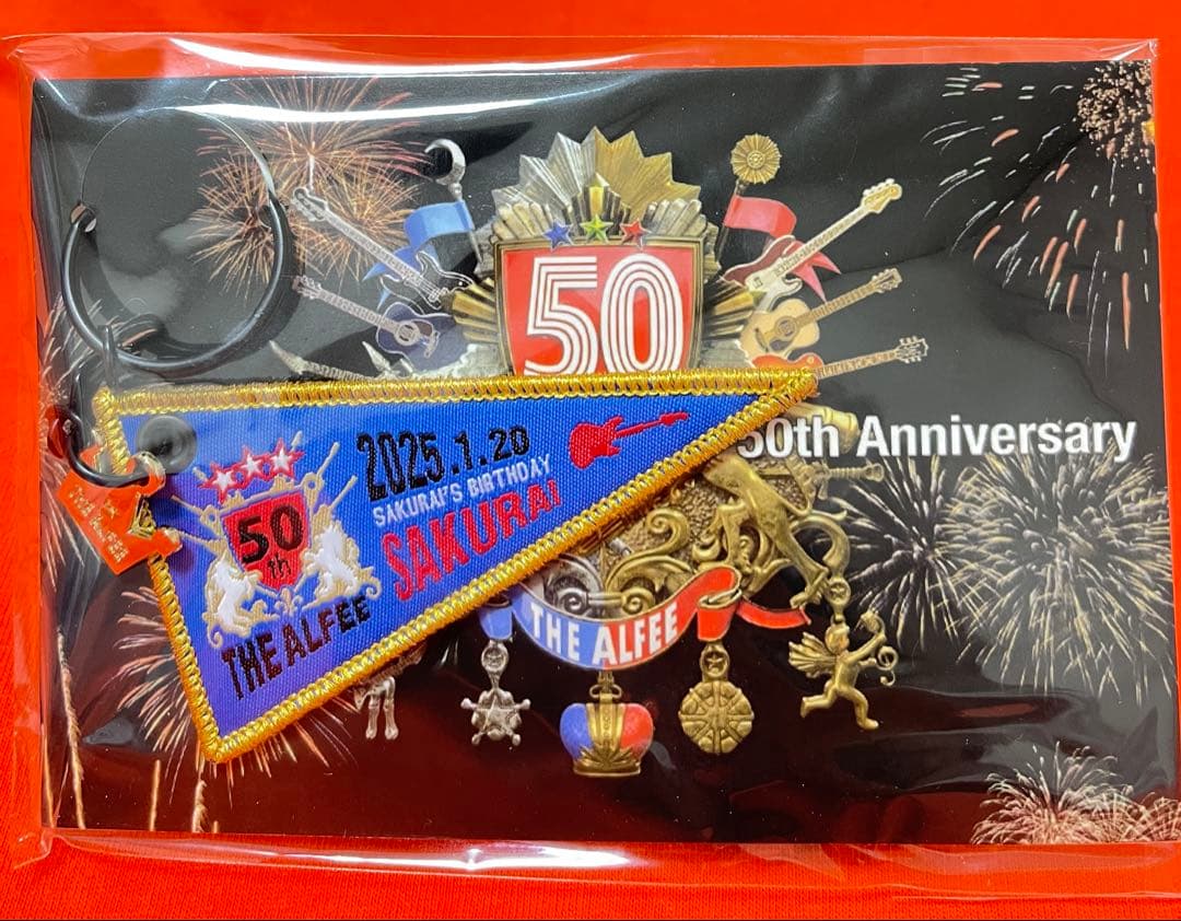 THE ALFEE ペナントキーホルダー(Birthday)&リストバンド