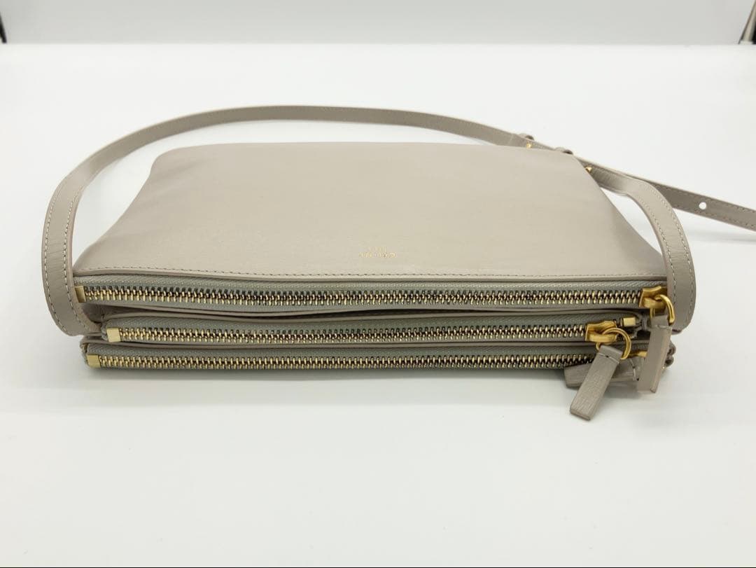 CELINE トリオ ラージ レザー ショルダーバッグ ライドグレー