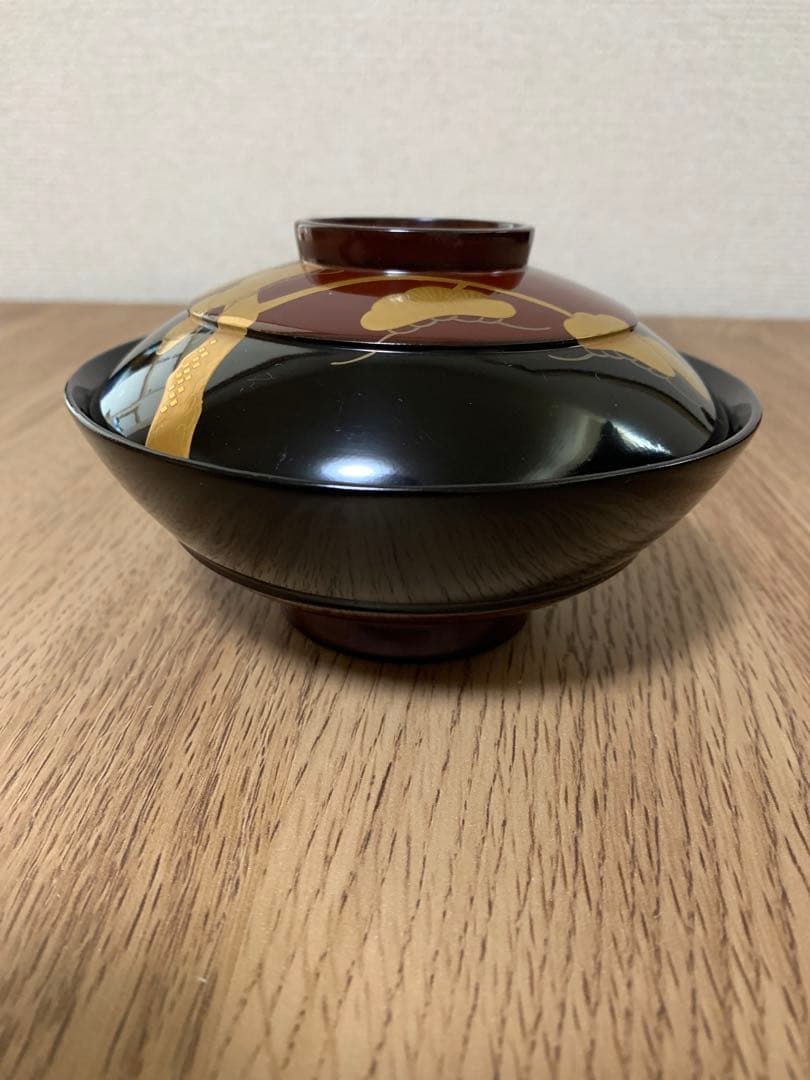 輪島塗　木製漆塗吸物椀8客　見返し蒔絵　汁椀　時代物　松　鶴　お正月　未使用品