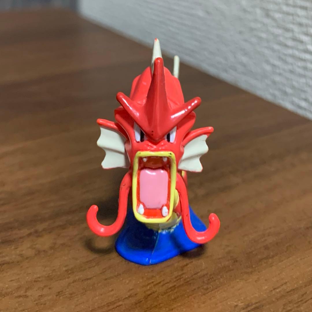 モンコレ 赤いギャラドス 非売品 希少 ポケモン モンコレ 赤い