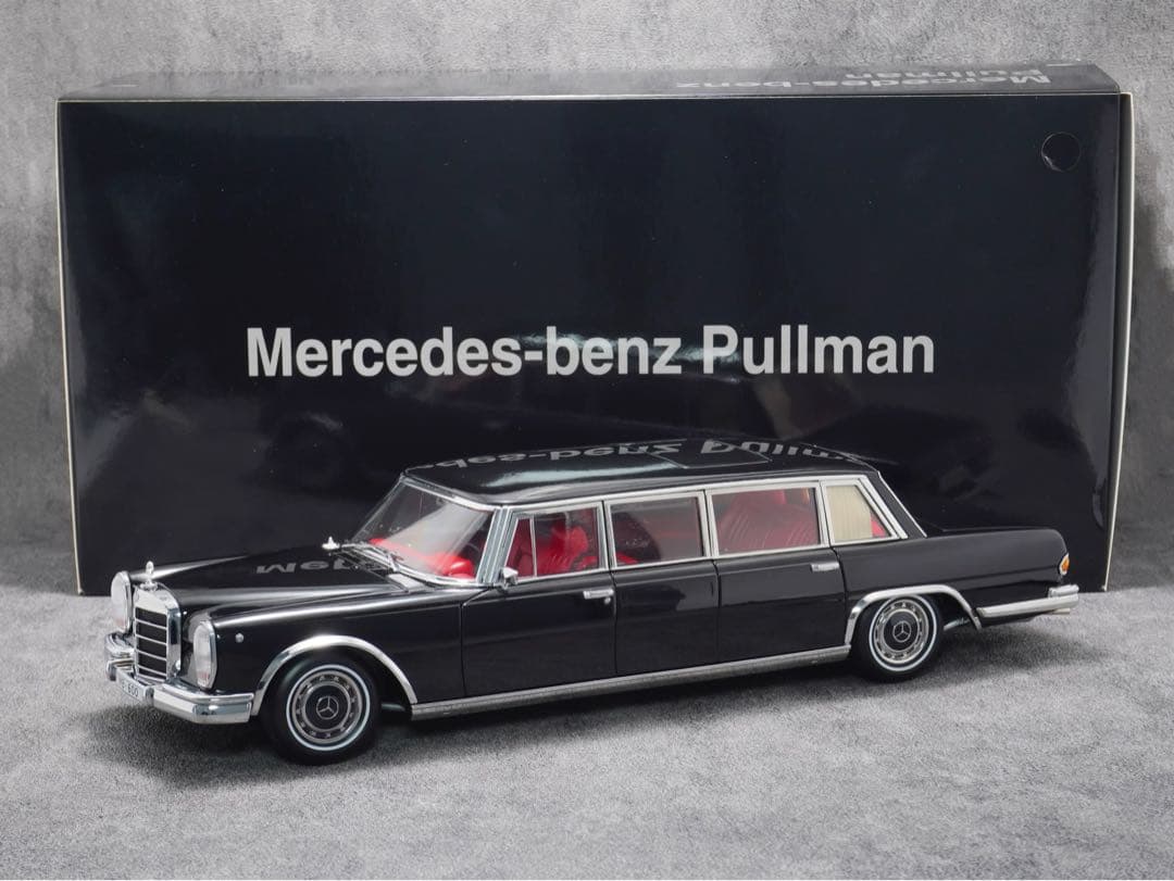 Kengfai 1:18 ベンツプルマン ミニカー
